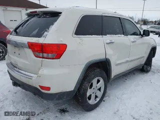 2011 Jeep Grand Cherokee Limited with VIN 1J4RR5GT8BC546812, listed as a IAAI auction lot 41448497 with 192,140 mi miles. Bid and sale history available at carsss.com. Image 4.