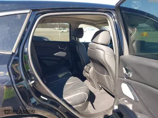 2019 Acura RDX w/Advance Pkg with VIN 5J8TC2H7XKL017554, listed as a IAAI auction lot 41729521 with NaN miles. Bid and sale history available at carsss.com. Image 8.