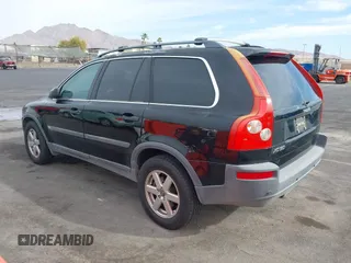 2005 Volvo XC90 with VIN YV1CY592X51182065, listed as a IAAI auction lot 41458913 with 174,171 mi miles. Bid and sale history available at carsss.com. Image 3.