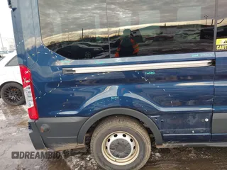 2019 Ford Transit XL with VIN 1FDZX2CM0KKA07076, listed as a IAAI auction lot 41171320 with 39,064 mi miles and . Bid and sale history available at DreamBid. Image 18.
