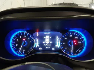 2022 Chrysler Pacifica Touring L with VIN 2C4RC1BG0NR170029, listed as a IAAI auction lot 41890660 with 88,121 mi miles and . Bid and sale history available at DreamBid. Image 7.