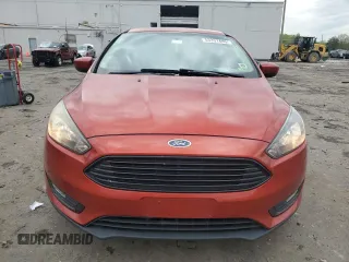 2018 Ford Focus SE with VIN 1FADP3F26JL308996, listed as a Copart auction lot 53331445 with 118,885 mi miles and Salvage Title. Bid and sale history available at DreamBid. Image 5.
