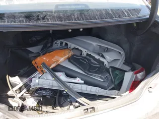 2017 Toyota Camry XLE z VIN 4T1BF1FK6HU369645, wystawiony jako IAAI lot #42371611 z przebiegiem 65 716 mil mil oraz . Historia ofert i sprzedaży dostępna na DreamBid. Obrazek 12.