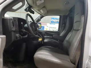 2020 GMC Savana Cargo with VIN 1GTW7BFP4L1263712, listed as a Copart auction lot 55313515 with 160,260 mi miles and Clean Title. Bid and sale history available at carsss.com. Image 7.