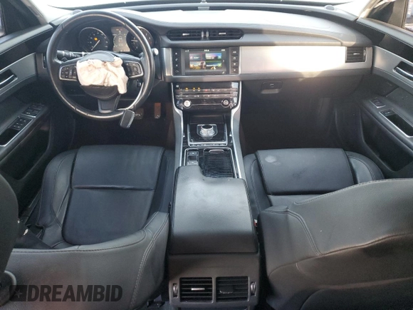 2016 Jaguar XF 35t Premium with VIN SAJBD4BVXGCY14583, listed as a Copart auction lot 41823935 with 74,672 mi miles and Salvage Title. Bid and sale history available at carsss.com. Image 8.