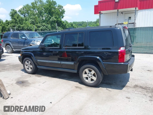 2008 Jeep Commander Sport z VIN 1J8HG48K08C132383, wystawiony jako IAAI lot #42600242 z przebiegiem 167 206 mil mil oraz . Historia ofert i sprzedaży dostępna na DreamBid. Obrazek 15.