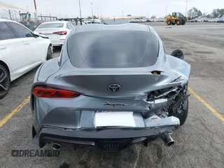 2021 Toyota GR Supra 2.0 with VIN WZ1DB2C07MW039661, listed as a IAAI auction lot 41331765 with 1 mi miles. Bid and sale history available at carsss.com. Image 17.