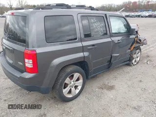 2016 Jeep Patriot High Altitude with VIN 1C4NJPFAXGD582316, listed as a IAAI auction lot 42040774 with 97,148 mi miles and . Bid and sale history available at carsss.com. Image 4.
