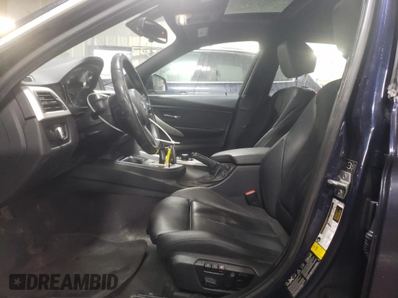 2015 BMW 3 Series 320i xDrive with VIN WBA3C3G57FNT52072, listed as a Copart auction lot 45038055 with 157,309 mi miles and Salvage Title. Bid and sale history available at carsss.com. Image 7.