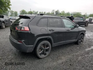 2020 Jeep Cherokee Latitude Plus with VIN 1C4PJMLB1LD655703, listed as a Copart auction lot 59983265 with 88,700 mi miles and Salvage title. Bid and sale history available at DreamBid. Image 3.