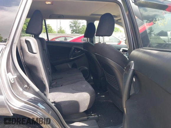 2012 Toyota RAV4 Sport с VIN JTMRK4DV9C5107828, выставлен на аукционе IAAI как лот 42430899 с пробегом 109 768 миль миль и . История ставок и продаж доступна на DreamBid. Изображение 8.