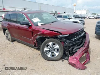 2024 Jeep Grand Cherokee with VIN 1C4RJYB67RC135573, listed as a IAAI auction lot 42583658 with 21,552 mi miles and . Bid and sale history available at DreamBid. Image 1.