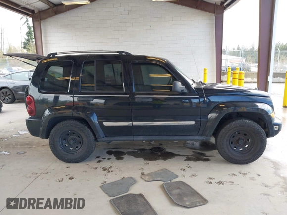 2007 Jeep Liberty Limited with VIN 1J8GL58K07W658037, listed as a IAAI auction lot 41993738 with 203,771 mi miles. Bid and sale history available at carsss.com. Image 13.