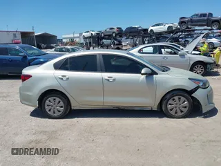 2018 Kia Rio LX with VIN 3KPA24AB2JE137858, listed as a IAAI auction lot 42016321 with 136,728 mi miles. Bid and sale history available at carsss.com. Image 13.