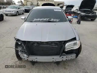 2014 Chrysler 300 with VIN 2C3CCAET7EH117675, listed as a Copart auction lot 89164525 with 93,133 mi miles and Clean Title. Bid and sale history available at carsss.com. Image 5.
