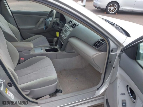 2010 Toyota Camry with VIN 4T1BF3EK2AU095962, listed as a IAAI auction lot 41573716 with 75,222 mi miles. Bid and sale history available at carsss.com. Image 5.