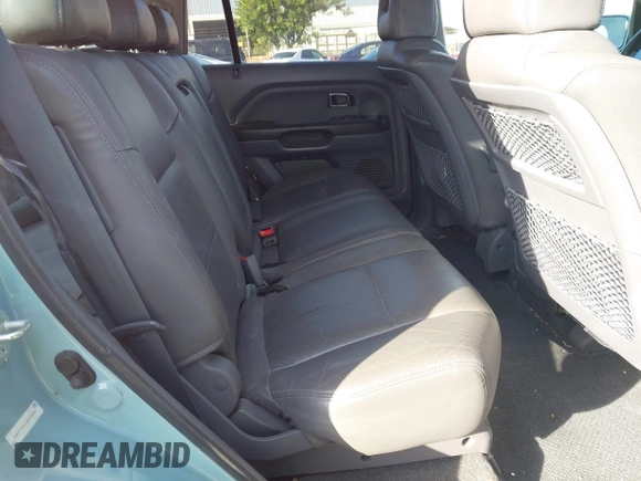 2003 Honda Pilot EX with VIN 2HKYF18463H543326, listed as a IAAI auction lot 41837876 with 215,263 mi miles. Bid and sale history available at carsss.com. Image 8.