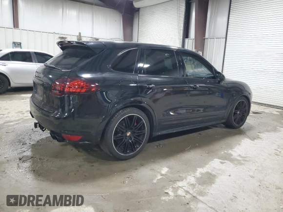 2012 Porsche Cayenne Turbo z VIN WP1AC2A21CLA84144, wystawiony jako Copart lot #82688294 z przebiegiem 124 143 mil mil oraz Szkoda całkowita • Salvage title. Historia ofert i sprzedaży dostępna na DreamBid. Obrazek 3.