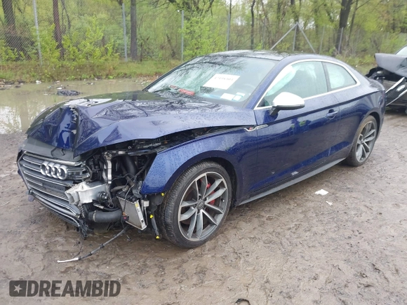 2018 Audi S5 Premium Plus z VIN WAUP4AF55JA074714, wystawiony jako IAAI lot #42198303 z przebiegiem 43 795 mil mil oraz . Historia ofert i sprzedaży dostępna na DreamBid. Obrazek 2.