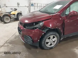 2017 Chevrolet Trax LT with VIN 3GNCJPSB9HL184572, listed as a IAAI auction lot 41692581 with 86,656 mi miles. Bid and sale history available at carsss.com. Image 6.