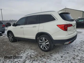 2018 Honda Pilot Touring z VIN 5FNYF6H99JB028034, wystawiony jako Copart lot #45143085 z przebiegiem 70 060 mil mil oraz Szkoda całkowita • Salvage title. Historia ofert i sprzedaży dostępna na DreamBid. Obrazek 2.