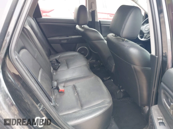 2008 Mazda 3 S Grand Touring z VIN JM1BK343781794364, wystawiony jako IAAI lot #42376872 z przebiegiem 208 690 mil mil oraz . Historia ofert i sprzedaży dostępna na DreamBid. Obrazek 8.