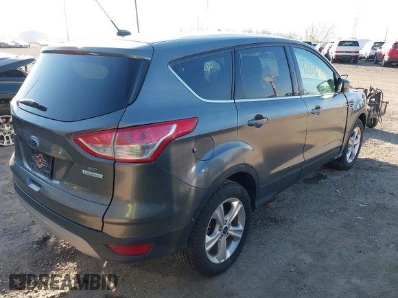 2014 Ford Escape SE z VIN 1FMCU0GX8EUC93873, wystawiony jako IAAI lot #42046040 z przebiegiem 161 269 mil mil oraz . Historia ofert i sprzedaży dostępna na DreamBid. Obrazek 4.