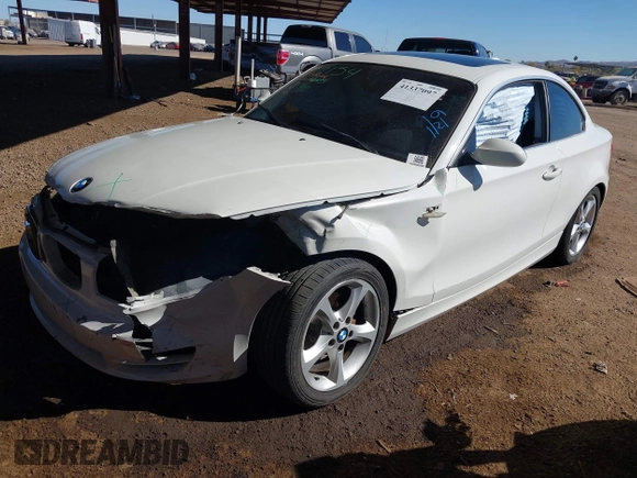 2009 BMW 1 Series 128i with VIN WBAUP73549VK74523, listed as a IAAI auction lot 41337097 with 108,608 mi miles and . Bid and sale history available at carsss.com. Image 17.