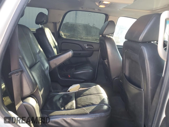2009 GMC Yukon SLT w/4SB with VIN 1GKFK33099R167410, listed as a Copart auction lot 43352255 with 326,972 mi miles and Salvage Title. Bid and sale history available at carsss.com. Image 11.