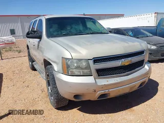 2007 Chevrolet Tahoe LTZ z VIN 1GNFK13047R144301, wystawiony jako IAAI lot #41766232 z przebiegiem 217 202 mil mil oraz . Historia ofert i sprzedaży dostępna na DreamBid. Obrazek 1.