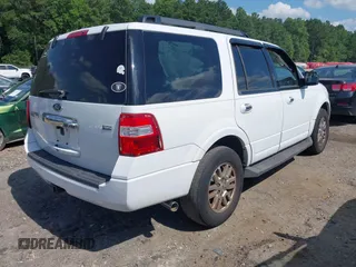 2013 Ford Expedition XLT with VIN 1FMJU1H59DEF13542, listed as a IAAI auction lot 42632656 with 120,735 mi miles and . Bid and sale history available at DreamBid. Image 4.