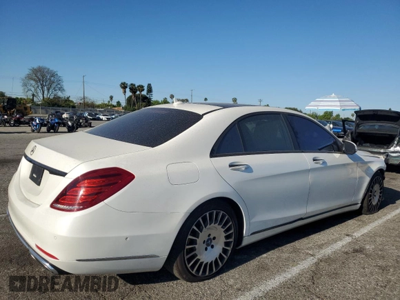 2019 Mercedes-Benz S 560 with VIN WDDUG8DB1KA477630, listed as a Copart auction lot 56252885 with 111,758 mi miles and Salvage title. Bid and sale history available at DreamBid. Image 3.