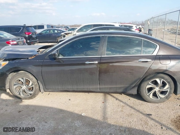 2016 Honda Accord Sedan LX with VIN 1HGCR2F33GA071196, listed as a IAAI auction lot 41520333 with 138,887 mi miles. Bid and sale history available at carsss.com. Image 15.