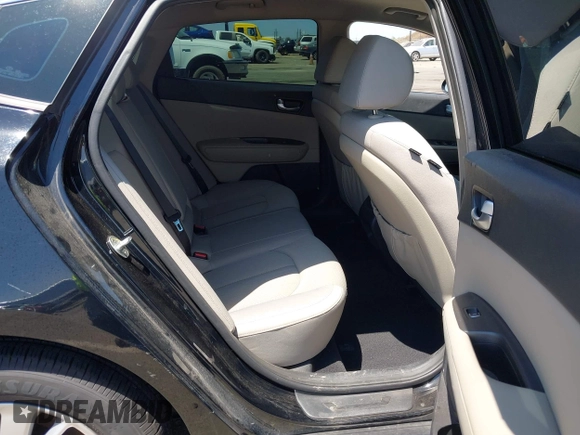 2016 Kia Optima LX with VIN 5XXGT4L32GG038471, listed as a IAAI auction lot 42614892 with 102,781 mi miles and . Bid and sale history available at DreamBid. Image 8.