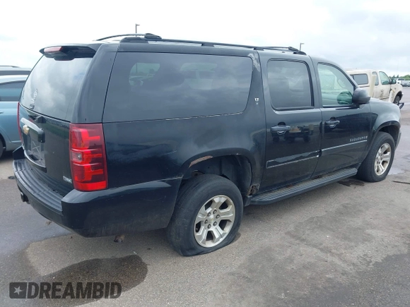 2007 Chevrolet Suburban LT с VIN 1GNFK163X7J201279, выставлен на аукционе IAAI как лот 42459143 с пробегом 166 987 миль миль и . История ставок и продаж доступна на DreamBid. Изображение 4.
