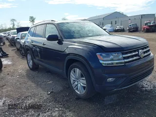 2019 Volkswagen Atlas SE z VIN 1V2UR2CA3KC613611, wystawiony jako IAAI lot #42135382 z przebiegiem 62 514 mil mil oraz . Historia ofert i sprzedaży dostępna na DreamBid. Obrazek 1.