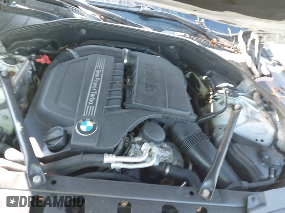 2014 BMW 7 Series 740i with VIN WBAYA6C54ED144450, listed as a IAAI auction lot 41680060 with 999,999 mi miles. Bid and sale history available at carsss.com. Image 10.
