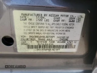 2005 Nissan Sentra S z VIN 3N1CB51DX5L507359, wystawiony jako Copart lot #60398785 z przebiegiem 212 474 mil mil oraz Szkoda całkowita • Salvage title. Historia ofert i sprzedaży dostępna na DreamBid. Obrazek 12.