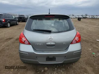 2012 Nissan Versa S z VIN 3N1BC1CP7CK804908, wystawiony jako Copart lot #50789765 z przebiegiem 125 322 mil mil oraz Szkody całkowita. Historia ofert i sprzedaży dostępna na DreamBid. Obrazek 6.