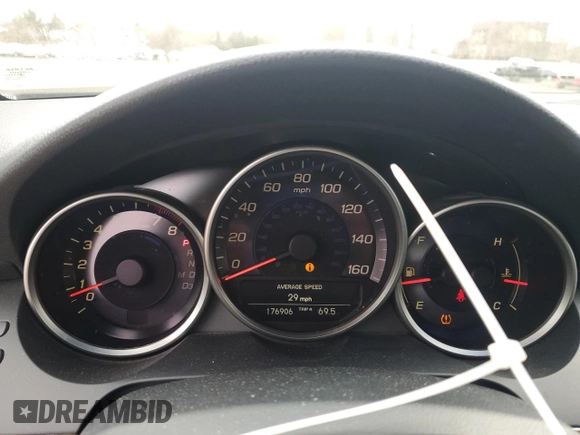 2006 Acura RL with VIN JH4KB16576C003138, listed as a Copart auction lot 52933995 with 176,906 mi miles and Salvage Title. Bid and sale history available at DreamBid. Image 9.