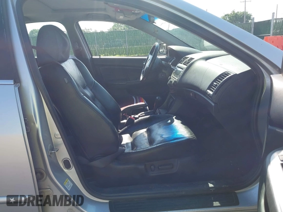2004 Honda Accord EX с VIN 1HGCM66514A048924, выставлен на аукционе IAAI как лот 42409660 с пробегом 255 328 миль миль и . История ставок и продаж доступна на DreamBid. Изображение 5.