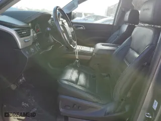 2020 GMC Yukon XL Denali with VIN 1GKS1HKJ8LR293922, listed as a Copart auction lot 76233074 with 67,273 mi miles and Salvage Title. Bid and sale history available at carsss.com. Image 7.