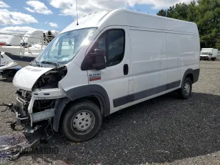 2018 Ram ProMaster Cargo with VIN 3C6TRVDG7JE135743, listed as a Copart auction lot 49235825 with 78,580 mi miles and Salvage Title. Bid and sale history available at DreamBid. Image 1.