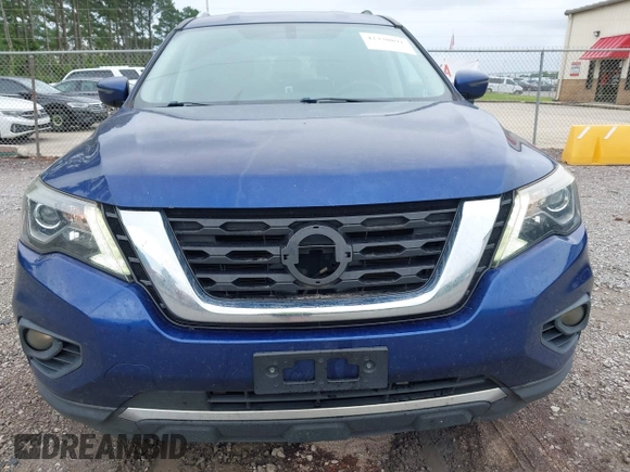 2017 Nissan Pathfinder SV z VIN 5N1DR2MMXHC613443, wystawiony jako IAAI lot #42370891 z przebiegiem 135 460 mil mil oraz . Historia ofert i sprzedaży dostępna na DreamBid. Obrazek 6.