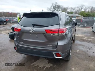 2019 Toyota Highlander Limited with VIN 5TDDZRFH0KS964865, listed as a IAAI auction lot 42032349 with 142,811 mi miles and . Bid and sale history available at DreamBid. Image 4.