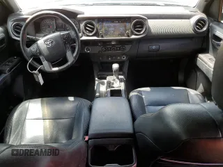 2018 Toyota Tacoma SR5 with VIN 3TMAZ5CN0JM058283, listed as a Copart auction lot 53863265 with 135,562 mi miles and Salvage Title. Bid and sale history available at DreamBid. Image 8.
