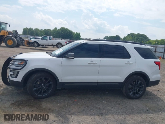 2017 Ford Explorer XLT with VIN 1FM5K8D82HGB60829, listed as a IAAI auction lot 42404369 with 73,258 mi miles and . Bid and sale history available at DreamBid. Image 14.