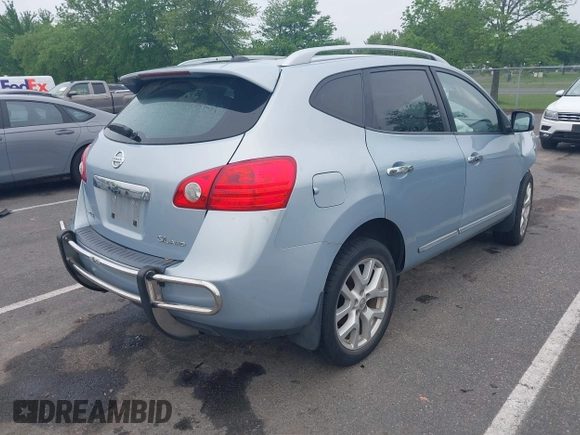 2011 Nissan Rogue SV z VIN JN8AS5MV7BW263575, wystawiony jako IAAI lot #42284471 z przebiegiem 101 313 mil mil oraz . Historia ofert i sprzedaży dostępna na DreamBid. Obrazek 4.
