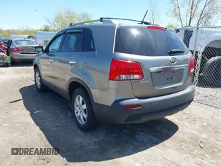 2011 Kia Sorento LX with VIN 5XYKT4A15BG175047, listed as a IAAI auction lot 42161402 with 102,509 mi miles and . Bid and sale history available at DreamBid. Image 3.