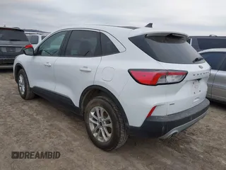 2022 Ford Escape SE Hybrid with VIN 1FMCU9BZ7NUA48866, listed as a IAAI auction lot 41552593 with 89,227 mi miles and . Bid and sale history available at carsss.com. Image 3.